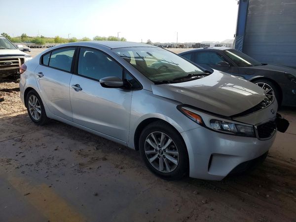 2017 KIA FORTE