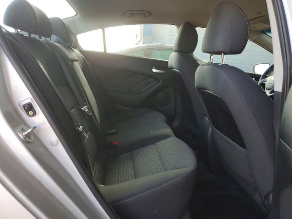 2017 KIA FORTE