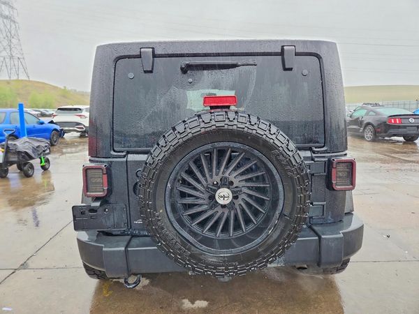 2015 JEEP WRANGLER UNLIMITED SAHARA 4X4