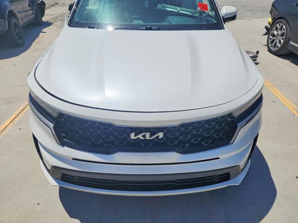 2022 KIA SORENTO S