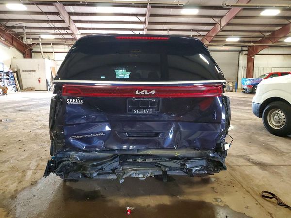 2022 KIA CARNIVAL