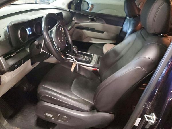2022 KIA CARNIVAL