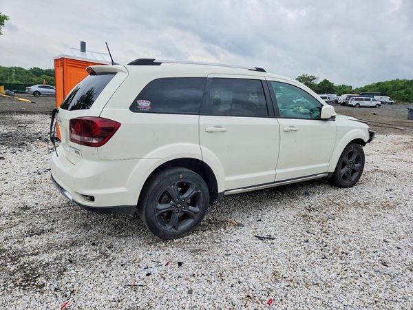 2018 DODGE JOURNEY Crossroad (M,U,C)