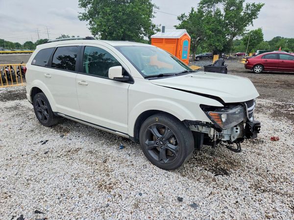 2018 DODGE JOURNEY Crossroad (M,U,C)