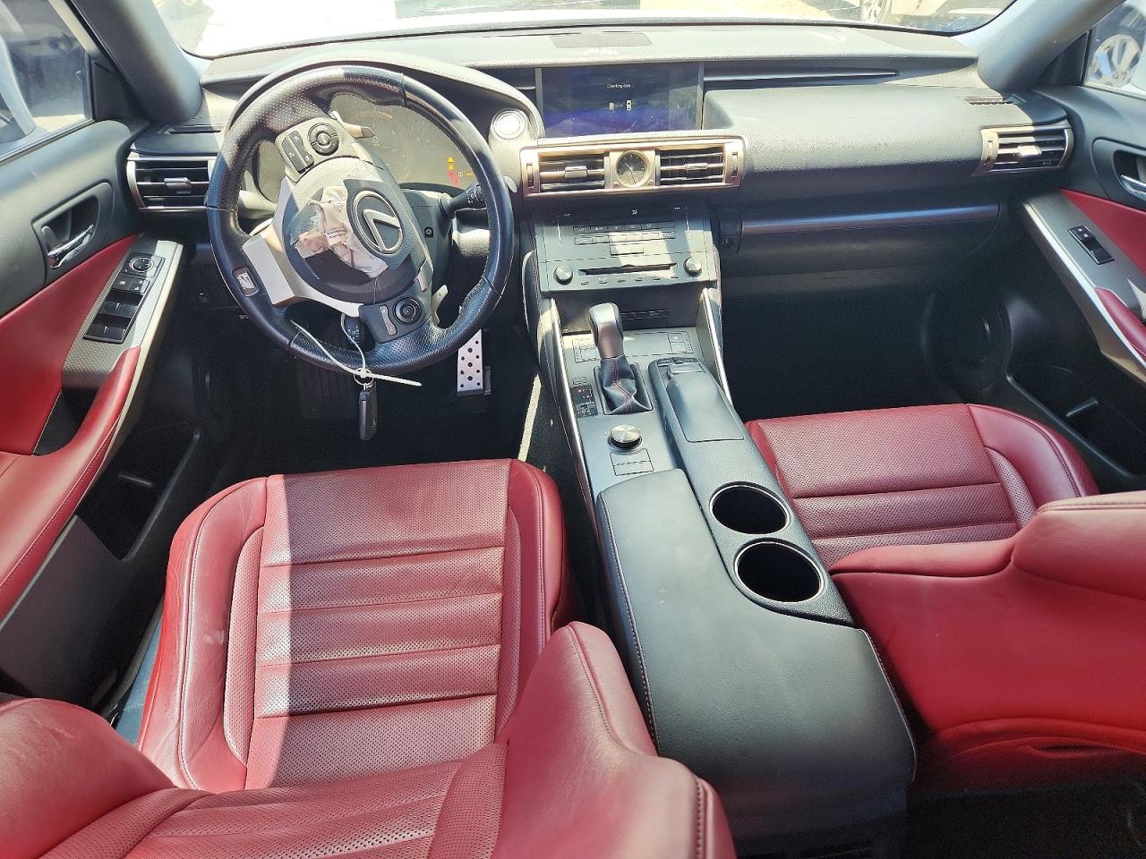 2016 LEXUS IS 200t