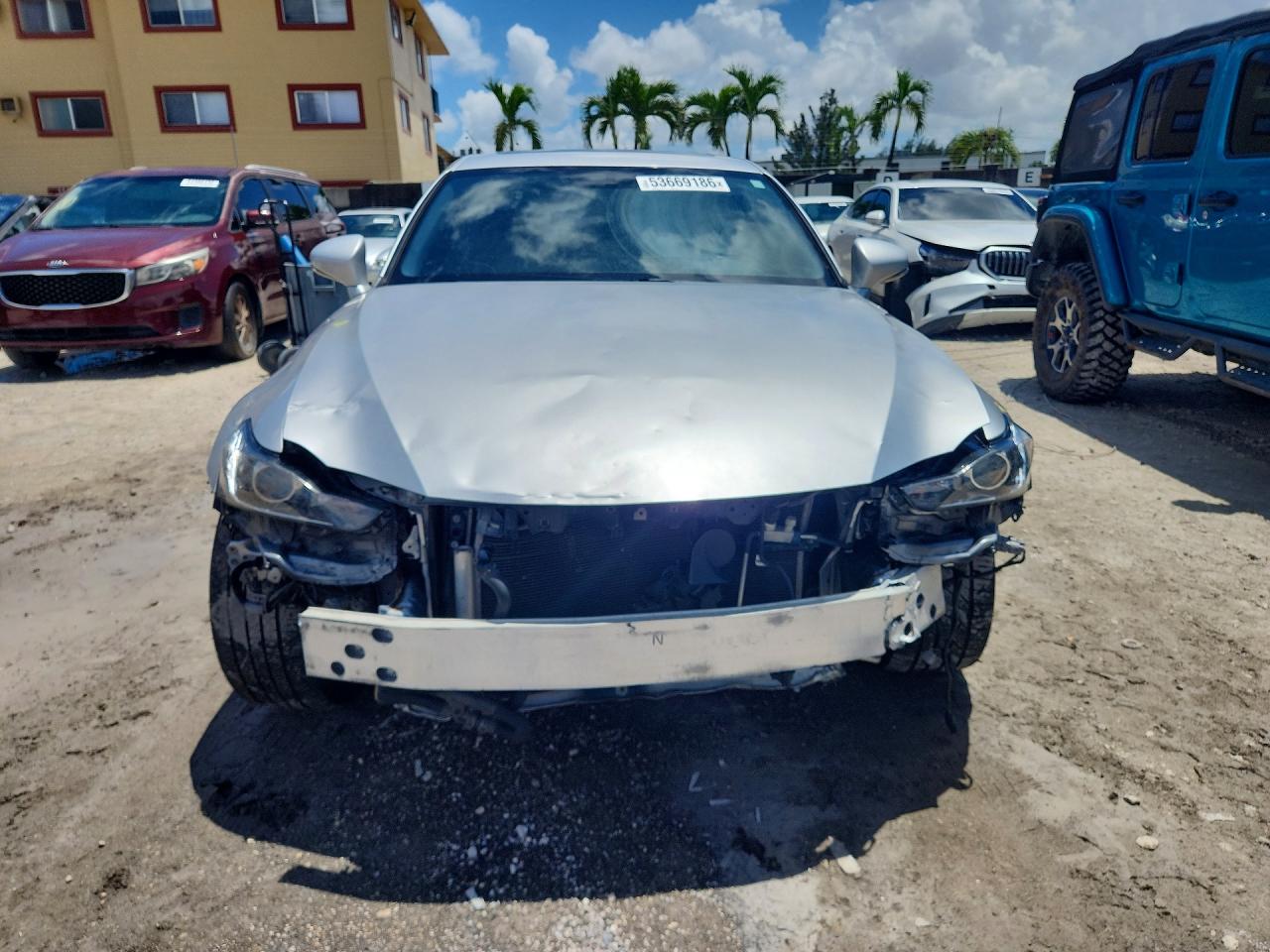 2016 LEXUS IS 200t