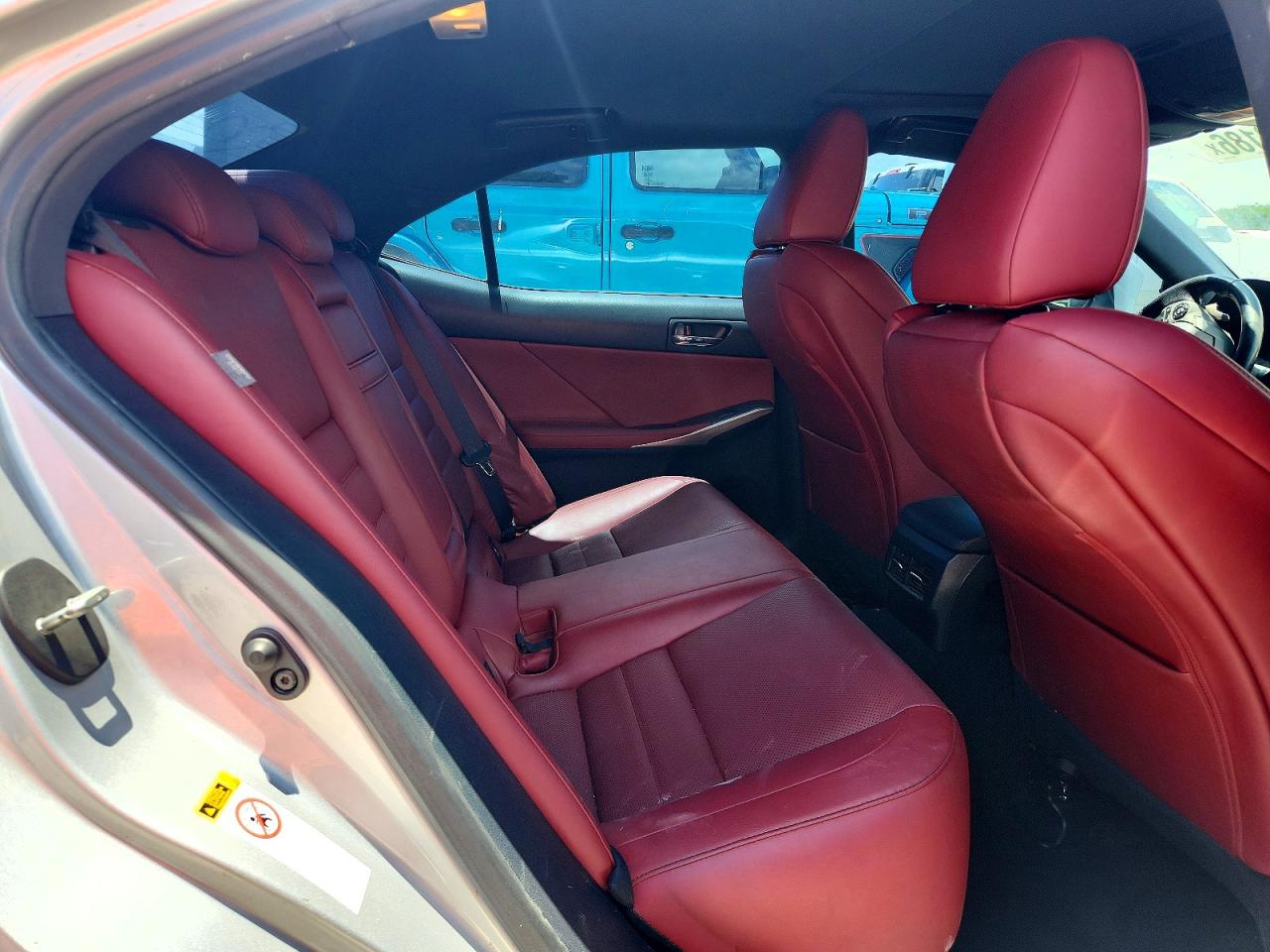 2016 LEXUS IS 200t