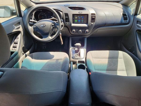 2017 KIA FORTE LX Base