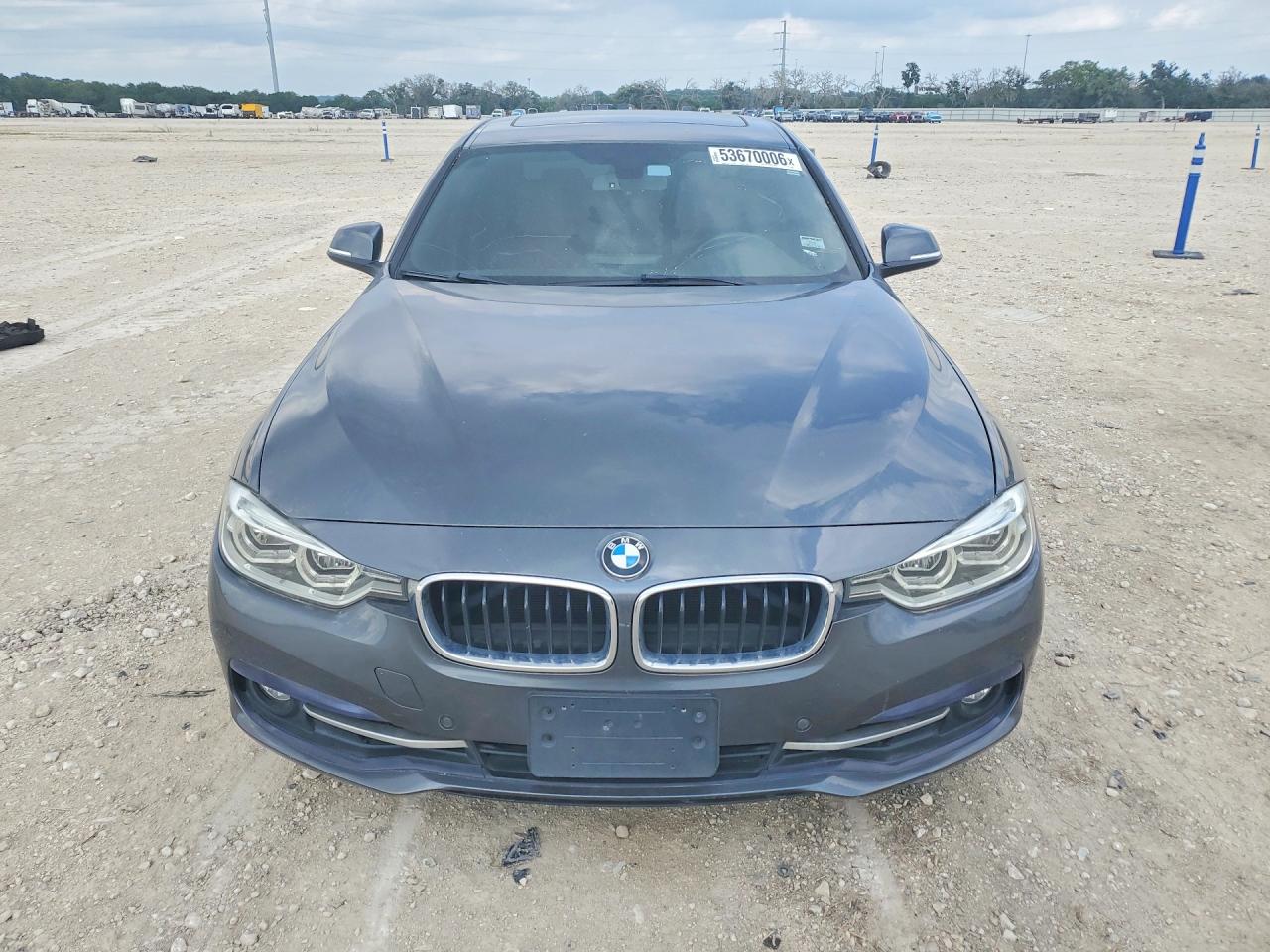 2017 BMW 330