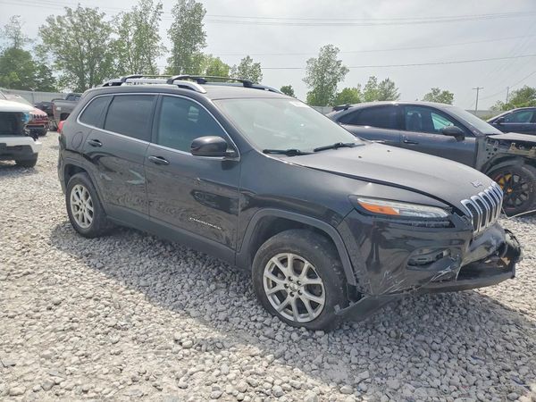 2016 JEEP CHEROKEE LATITUDE 4X4