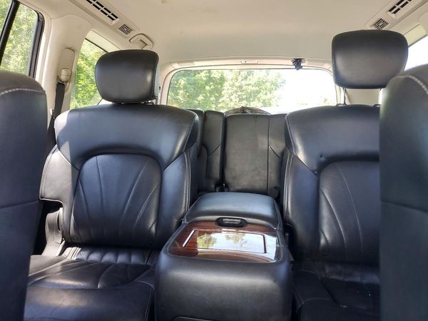 2017 INFINITI QX80