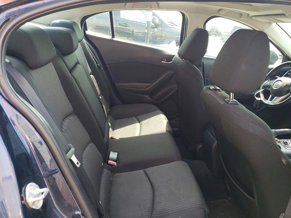 2014 MAZDA 3 Touring/GS