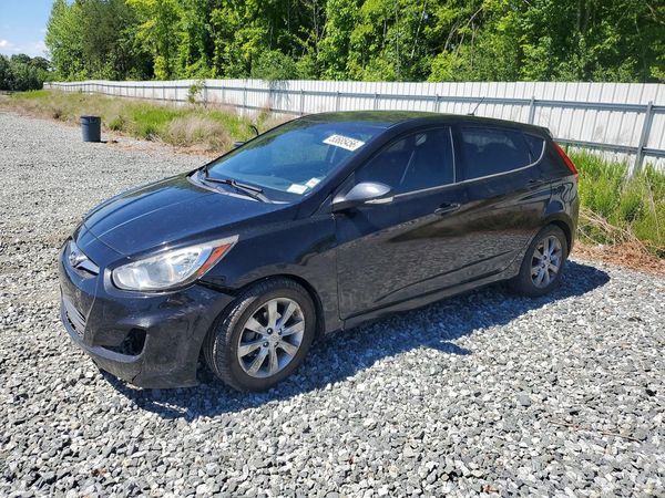 2013 HYUNDAI ACCENT GLS Premium/ SE