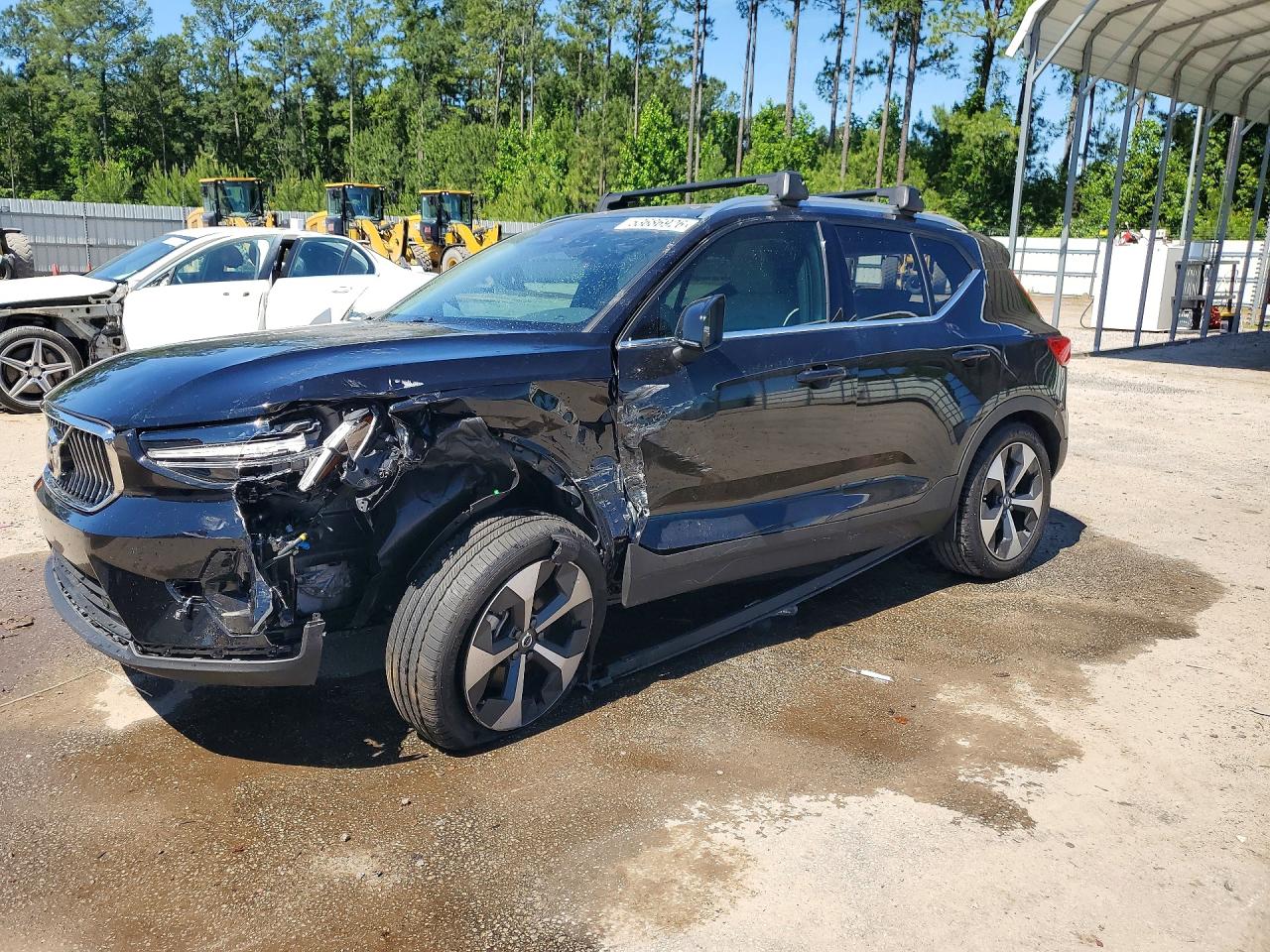 2025 VOLVO XC40 Plus Bright