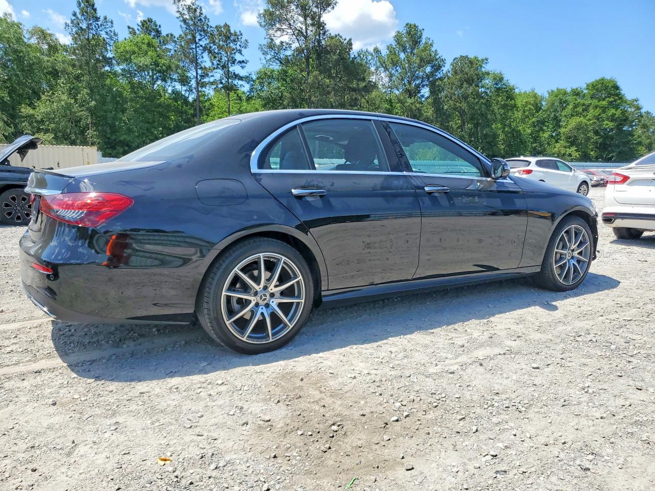 2022 MERCEDES-BENZ E E350