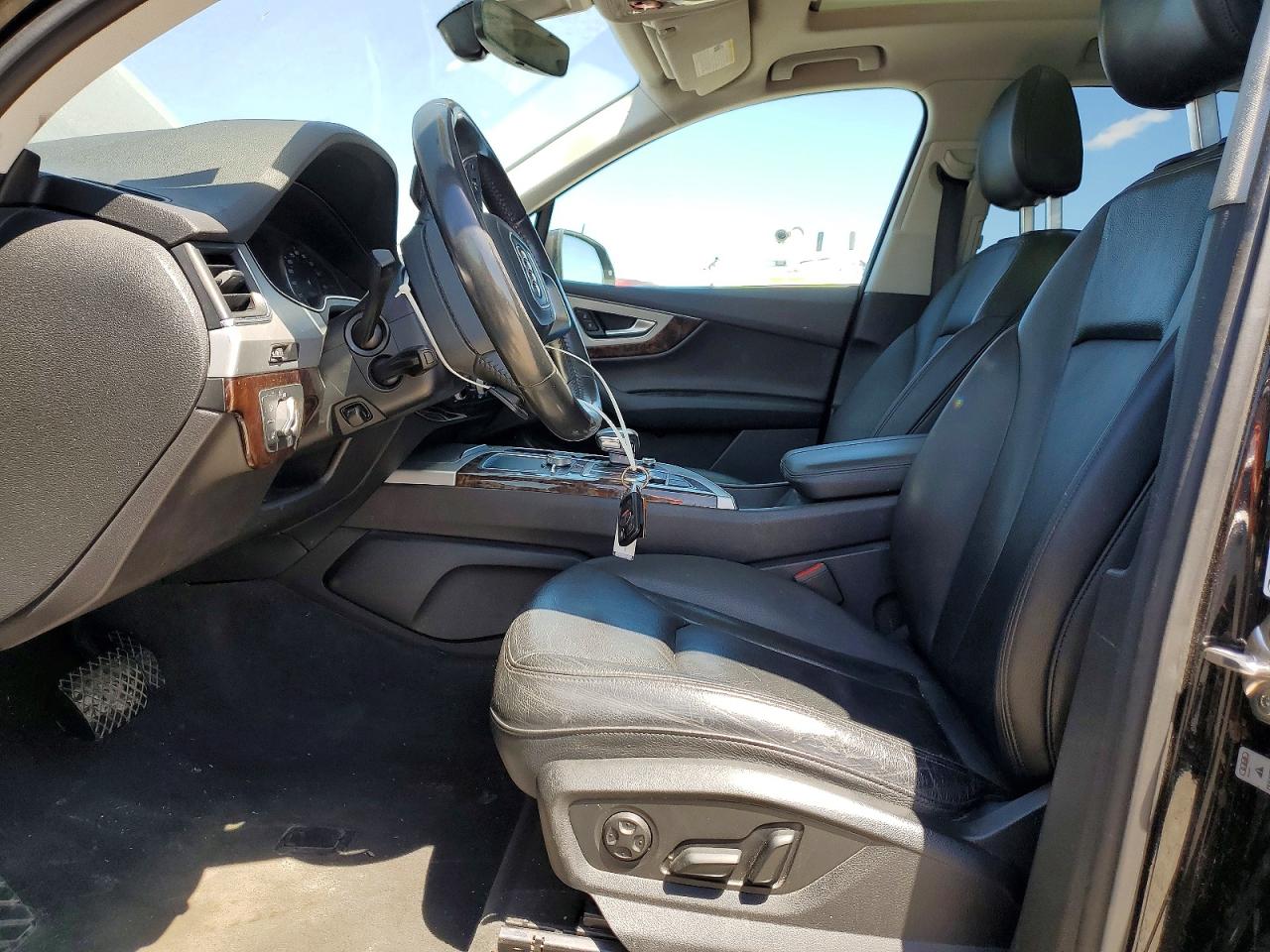 2018 AUDI Q7 quattro Premium Plus