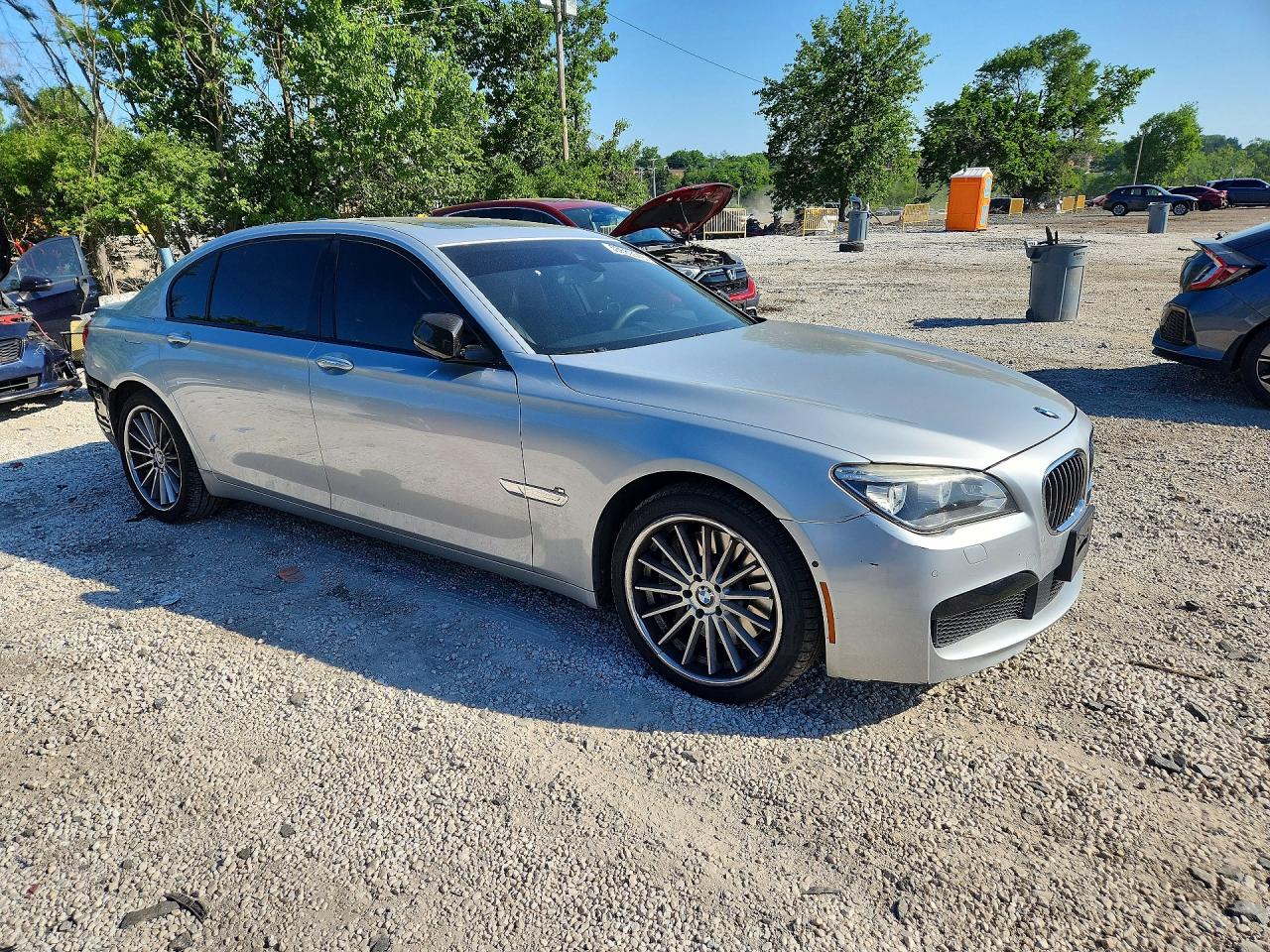 2014 BMW 750