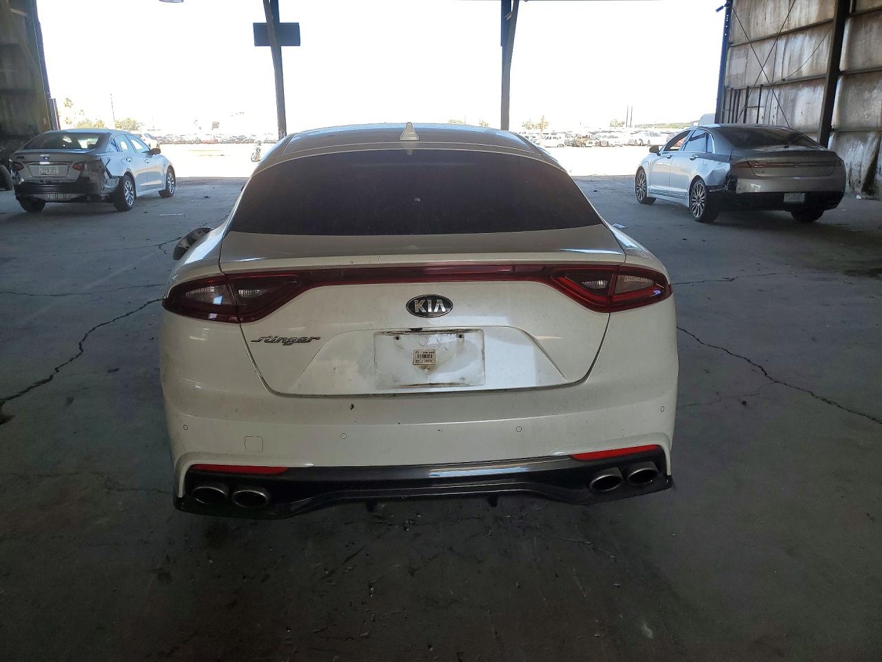 2019 KIA STINGER Base