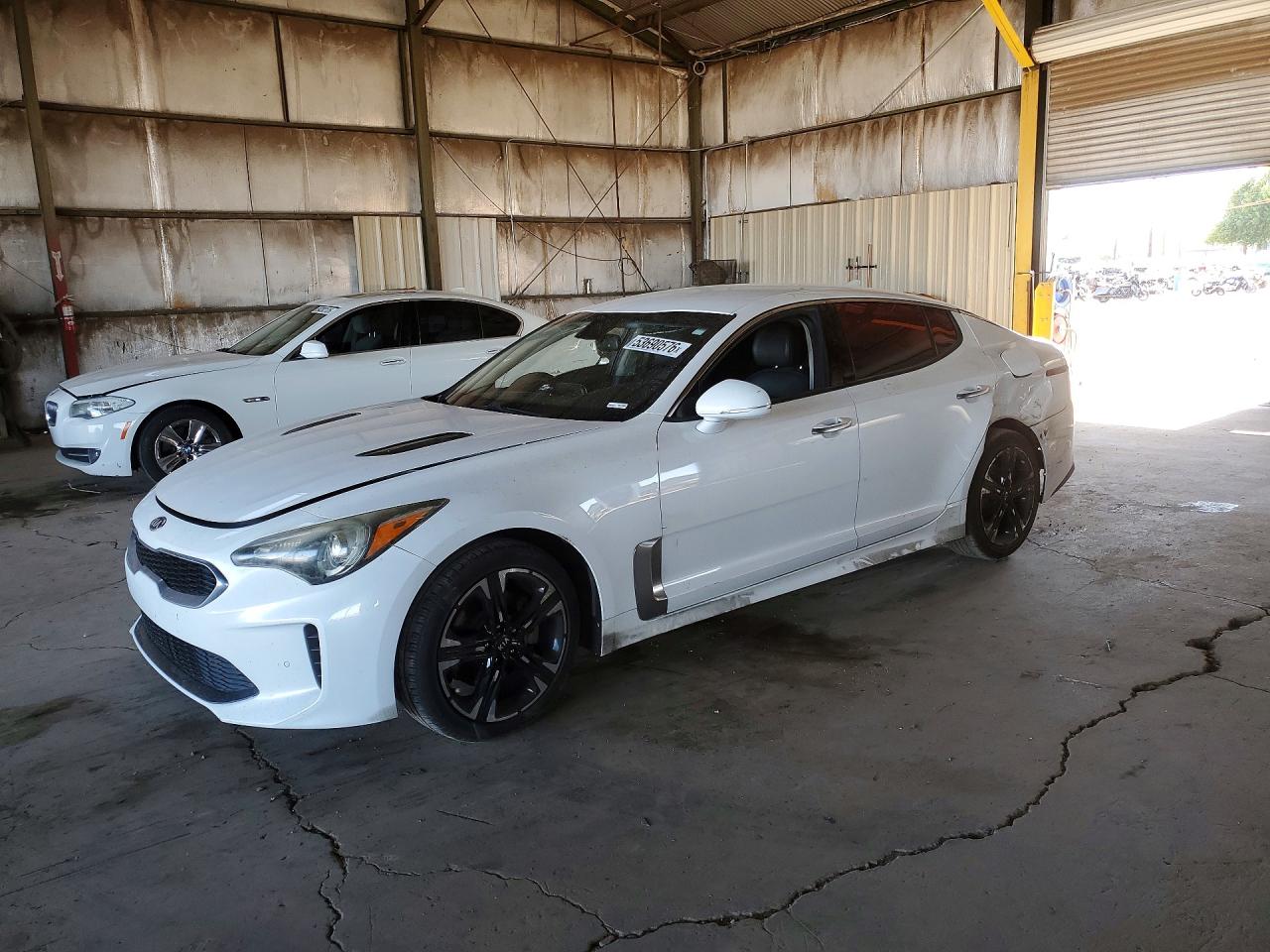 2019 KIA STINGER Base