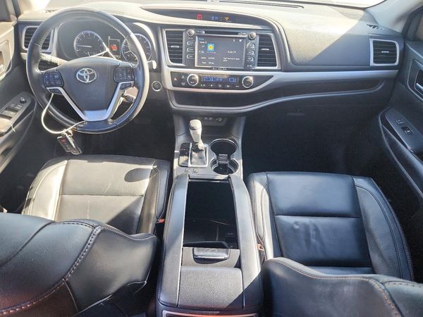 2018 TOYOTA HIGHLANDER SE/XLE