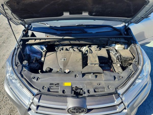 2018 TOYOTA HIGHLANDER SE/XLE