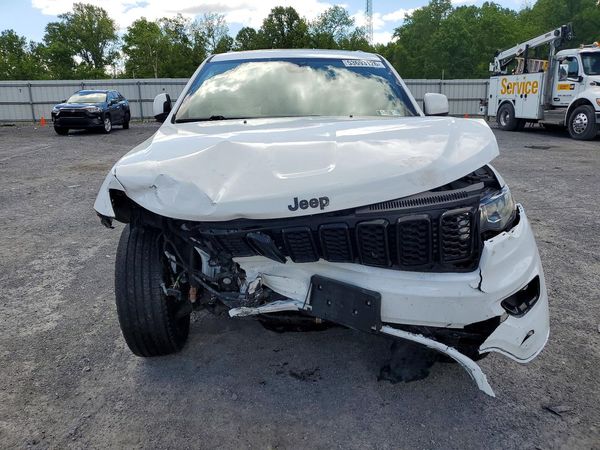 2019 JEEP GRAND CHEROKEE LAREDO 4X4