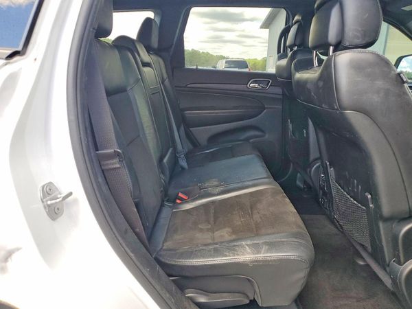 2019 JEEP GRAND CHEROKEE LAREDO 4X4