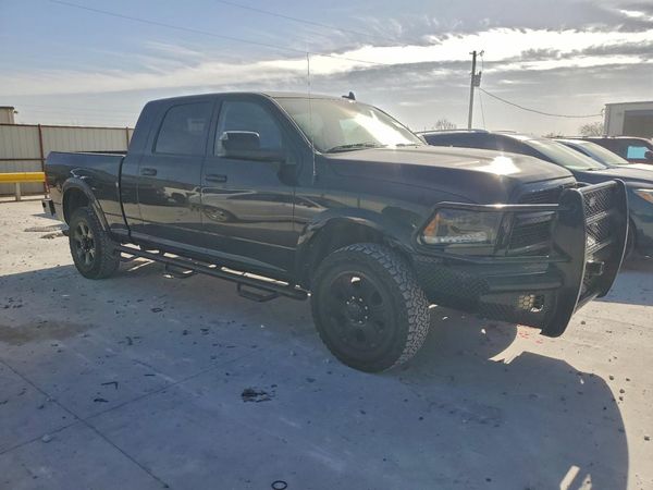 2015 RAM 2500 LARAMIE MEGA CAB 4X4