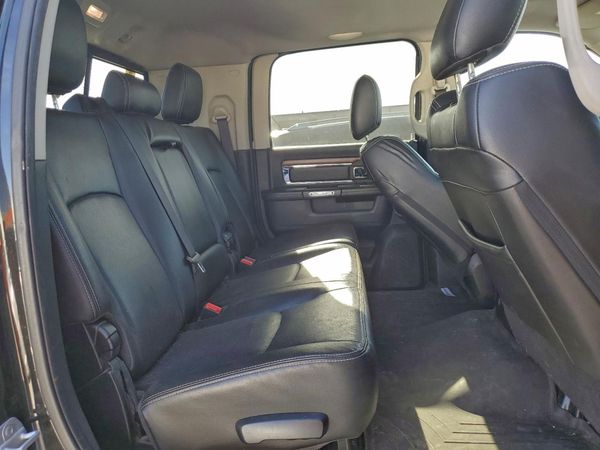2015 RAM 2500 LARAMIE MEGA CAB 4X4