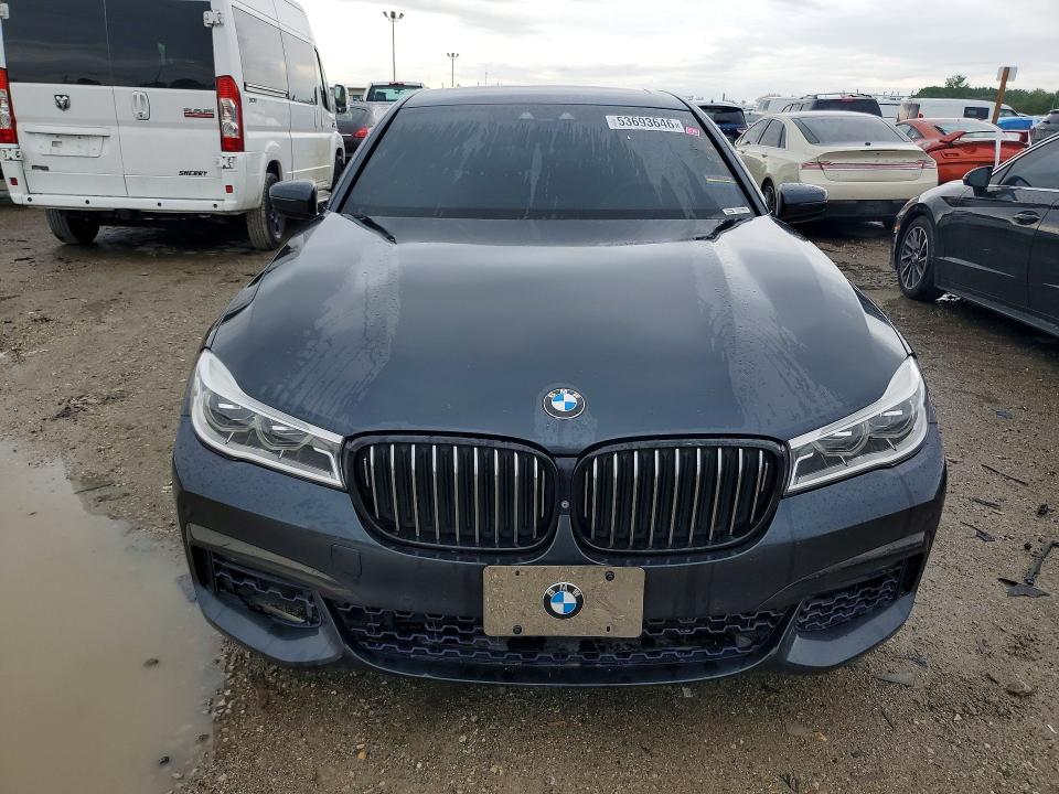 2017 BMW 750 xi