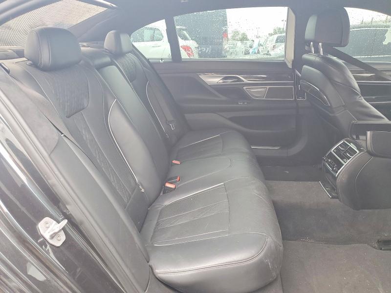 2017 BMW 750 xi