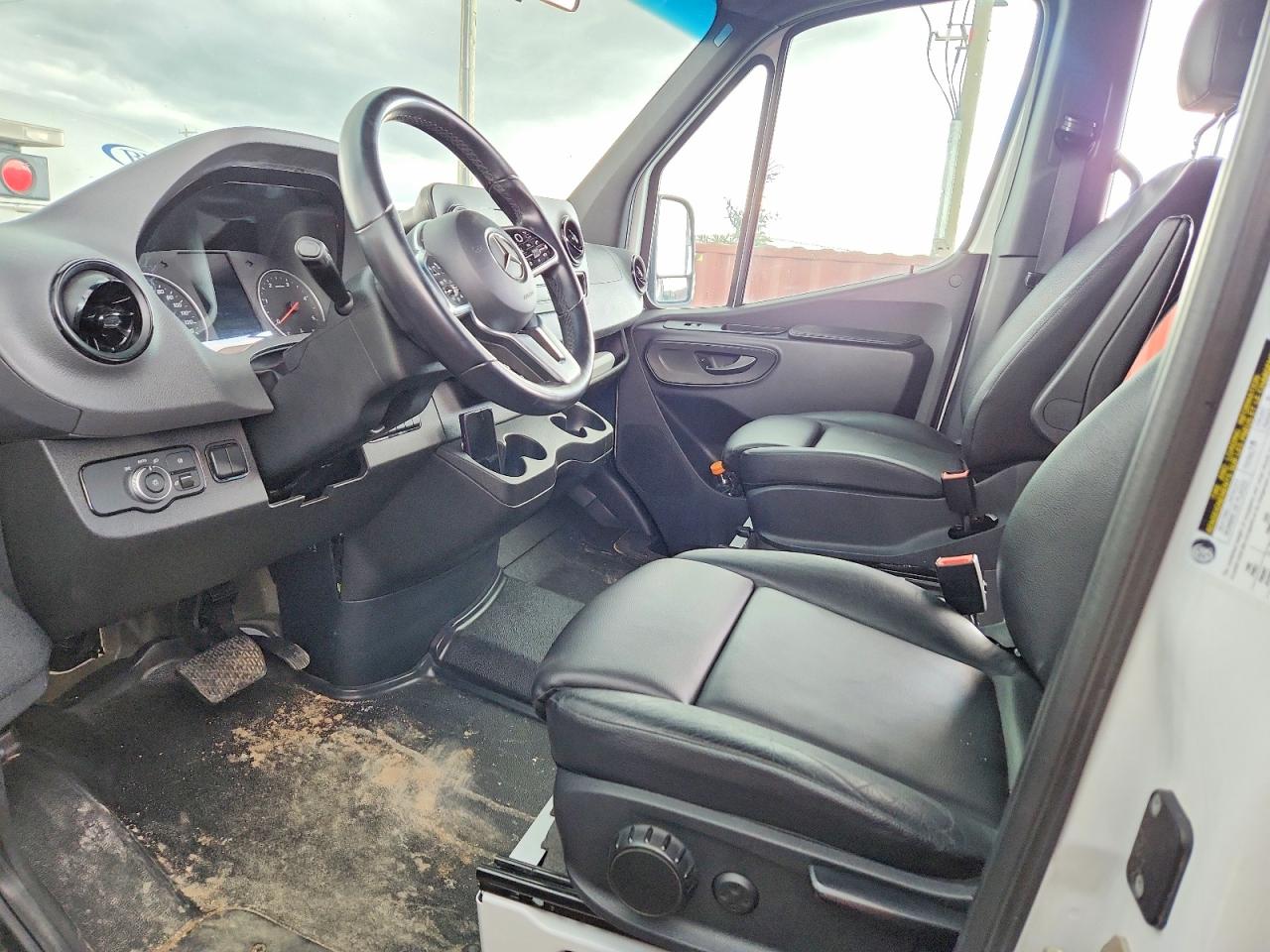 2022 MERCEDES-BENZ SPRINTER