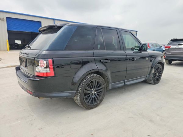 2013 LAND ROVER RANGEROVER HSE LUX