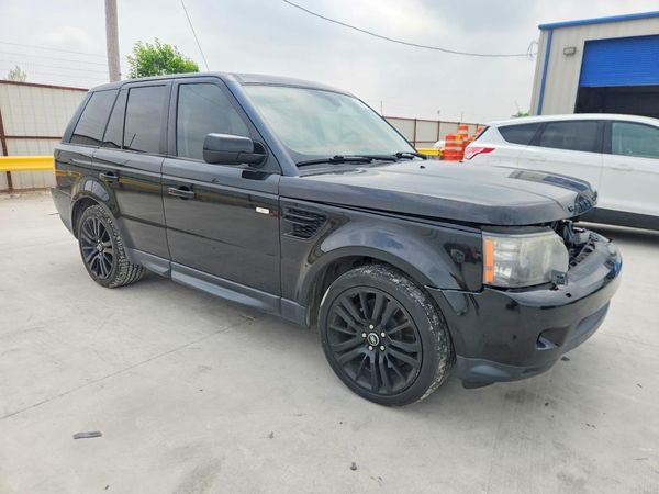 2013 LAND ROVER RANGEROVER HSE LUX