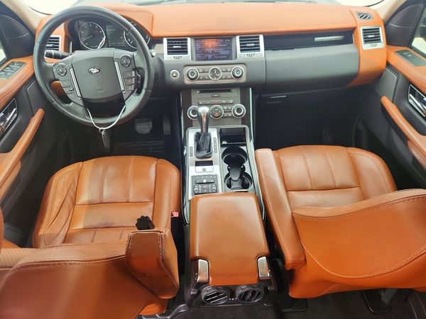 2013 LAND ROVER RANGEROVER HSE LUX