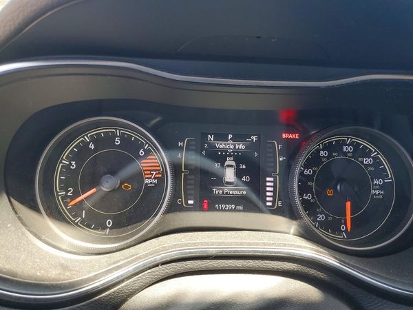 2019 JEEP CHEROKEE LATITUDE PLUS 4X4