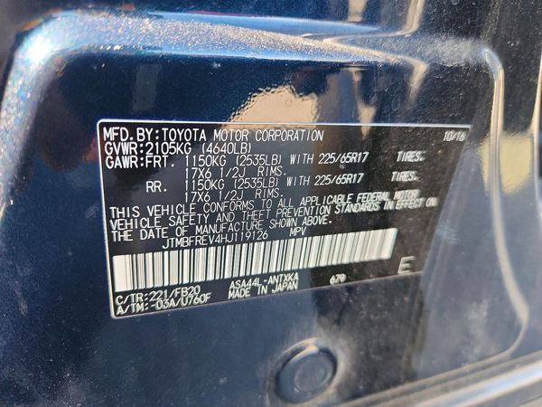 2017 TOYOTA RAV4 LE