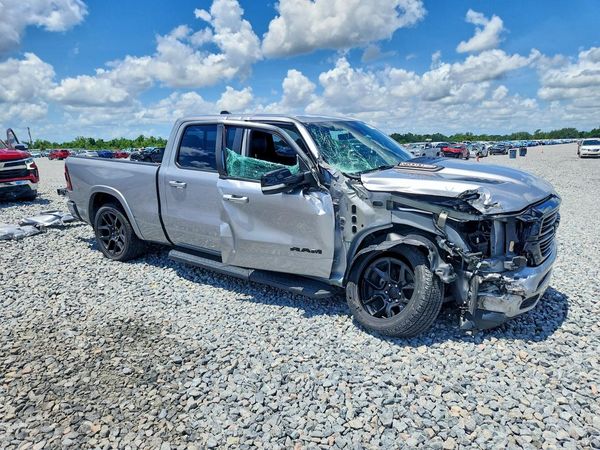 2022 RAM 1500 Laramie — Passenger 3/4