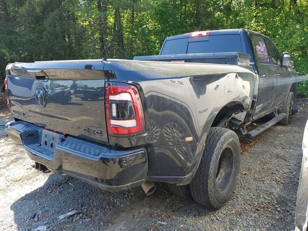 2024 RAM 3500 Laramie