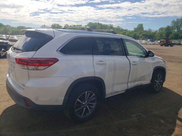 2019 TOYOTA HIGHLANDER SE/XLE