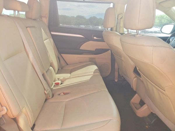 2019 TOYOTA HIGHLANDER SE/XLE