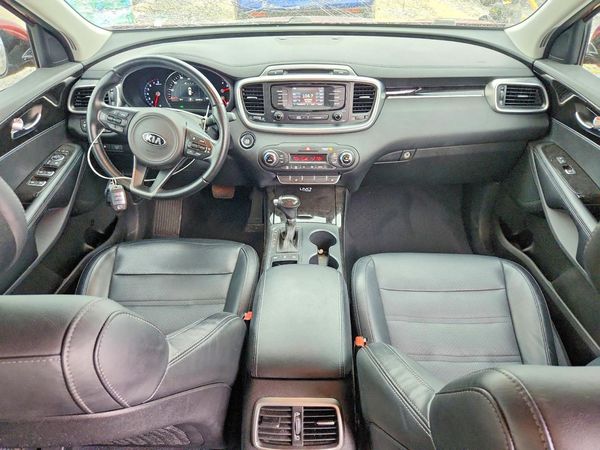 2016 KIA SORENTO EX