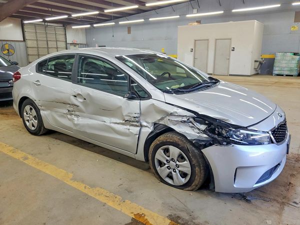 2018 KIA FORTE LX Base