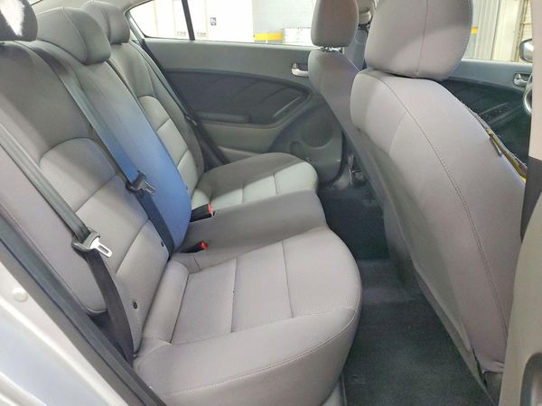 2018 KIA FORTE LX Base