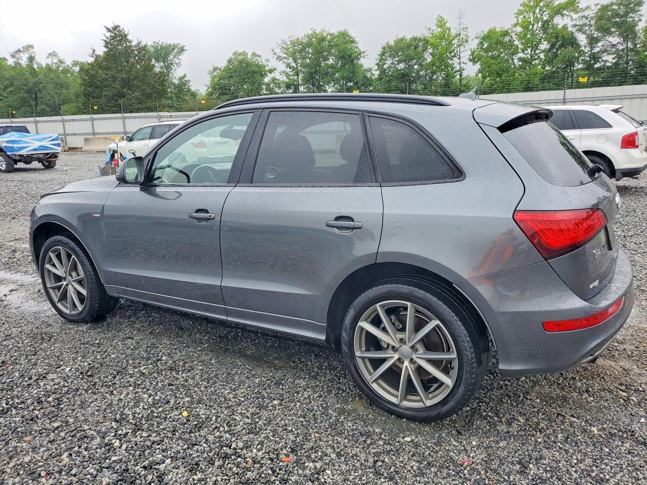 2017 AUDI Q5
