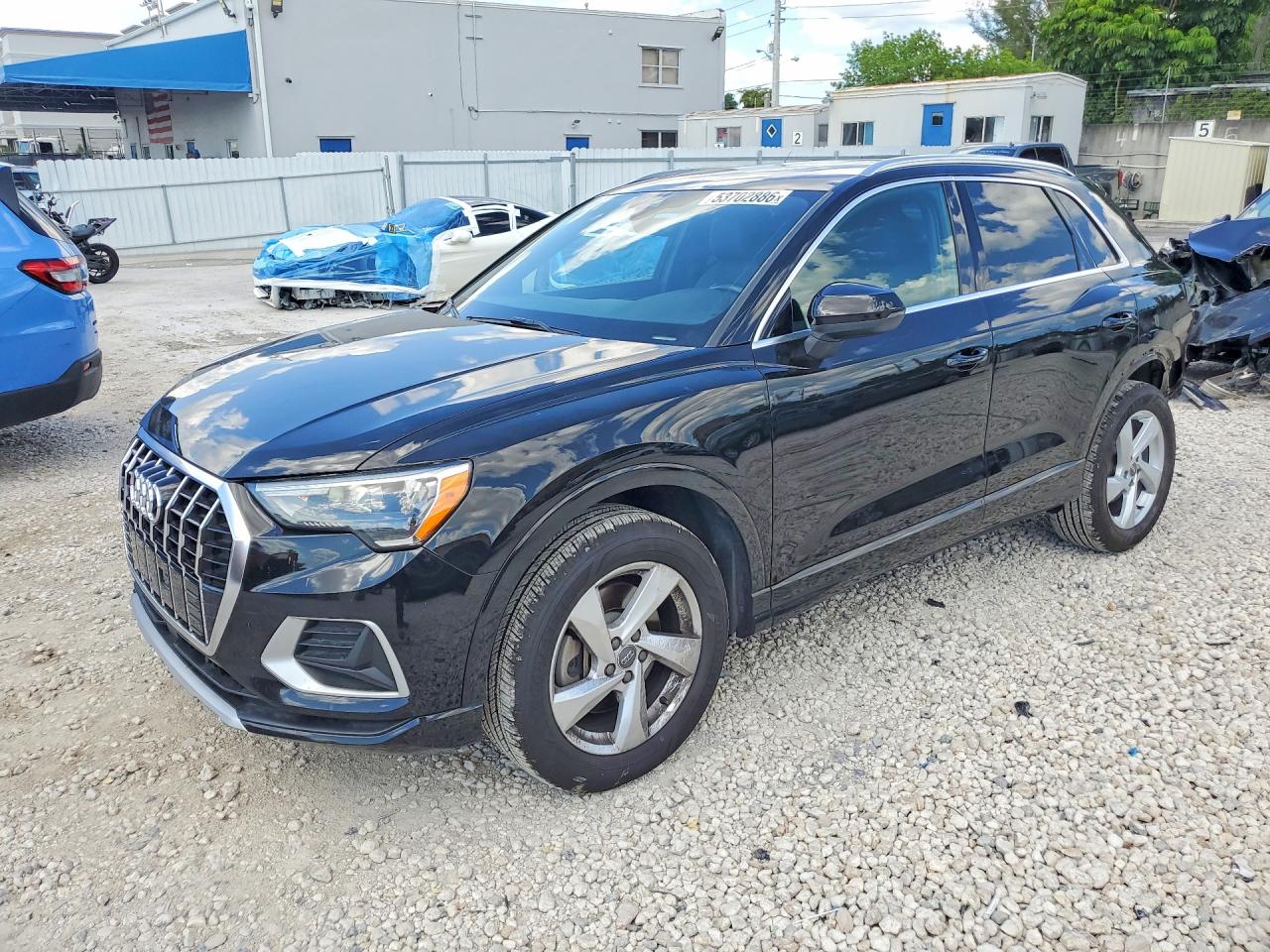 2020 AUDI Q3 quattro Premium