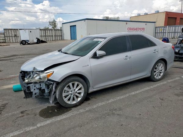 2013 TOYOTA CAMRY Hybrid
