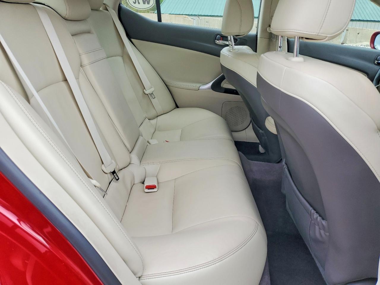2012 LEXUS IS 250C