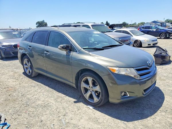 2014 TOYOTA VENZA XLE