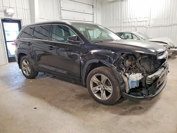 2015 TOYOTA HIGHLANDER